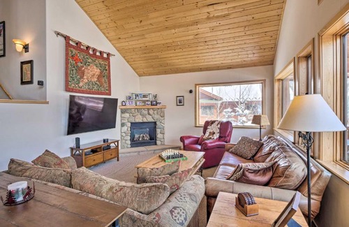 Old Town Apartamento | Slopeside Sanctuary - Penthouse Less Than 1 Mi to Lifts!