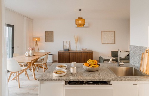Espartal Apartamento | Slow Coast Hideway near the beach