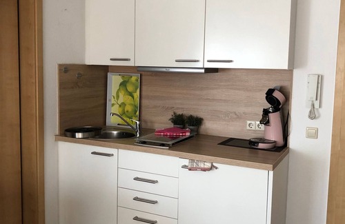 Ludwigshafen Apartamento | Pequeño apartamento de vacaciones con vistas al lago, balcón y Wi-Fi