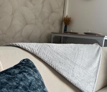 Ramonville-Saint-Agne Apartamento | Small Bubble in Toulouse, France T2-Parking-1KmMetro-WiFi-Cosy