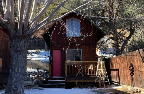 Frazier Park Cabaña | Small carriage house on our little slice of heaven