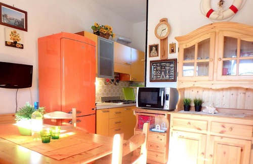 Lido di Pomposa Casa | Pequeña casa con aire acondicionado y jardín cómodo VA