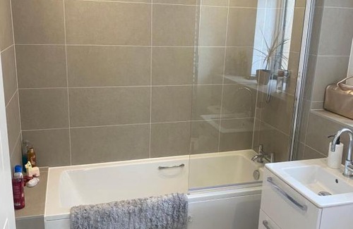 Newhaven Casa | Small Double room to rent