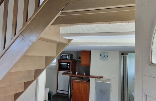 Franqueville-Saint-Pierre Casa | Small house near Rouen parking space + car charging socket