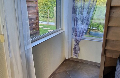 Franqueville-Saint-Pierre Casa | Small house near Rouen parking space + car charging socket