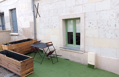 Saint-Clement-des-Levees Cabaña | Small house on the banks of the Loire