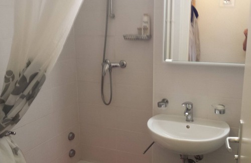 Plainpalais Apartamento | Pequeño y acogedor estudio, cerca del centro de Ginebra, tranquilo.