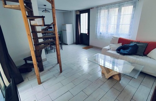 Sorigny Casa | Small gite in the center of Montbazon, close to shops and the donjon.