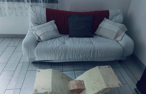 Sorigny Casa | Small gite in the center of Montbazon, close to shops and the donjon.