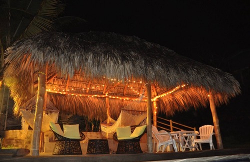 Xanadu Casa | Pequeño escondite en una pequeña playa privada romántica con espléndidas vistas.