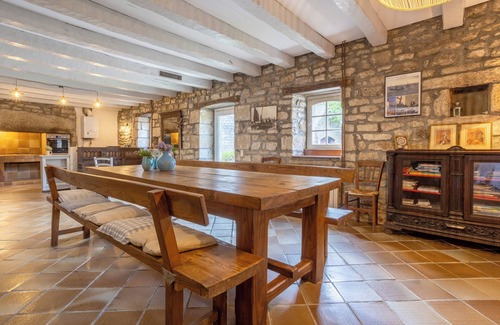 Plobannalec-Lesconil Casa | Casita de campo 'Gite Ty Coz - Plage 5min En Voiture' con terraza compartida