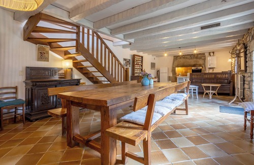 Plobannalec-Lesconil Casa | Casita de campo 'Gite Ty Coz - Plage 5min En Voiture' con terraza compartida
