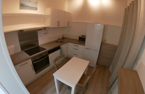 Le Bois-Plage-en-Re Casa | Small house in the woods 800m from the beach.