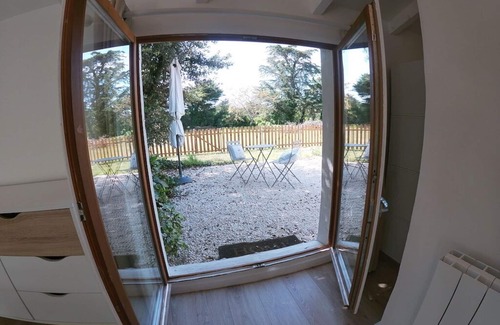 Le Bois-Plage-en-Re Casa | Small house in the woods 800m from the beach.