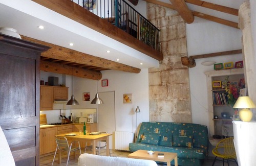 Mouries Apartamento | Small house in a village in the heart of the Alpilles