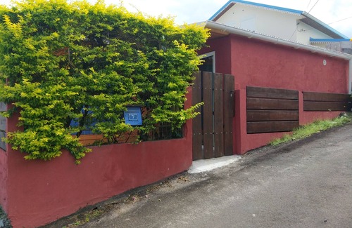 Petite-ÃŽle Apartamento | Pequeño apartamento independiente, contiguo a una pequeña casa criolla.