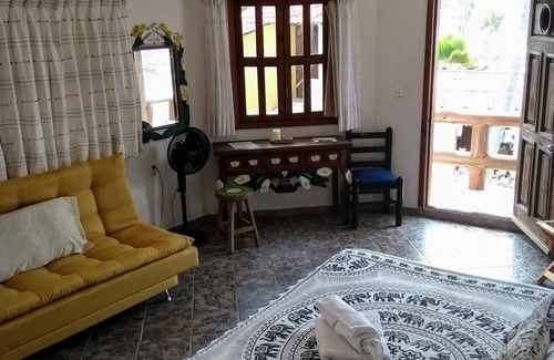 Acapulco Cama Y Desayuno | Habitación amplia y comoda con terraza y hamaca vistas al Pacifico mexicano