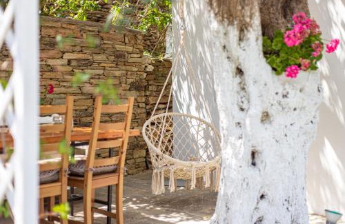 Andros Town Casa | Small Paradise