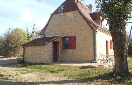 Saint-Cernin Casa | Pequeña casa de Quercynoise en el centro del departamento de Lot. (Casa rural 3 plazas)
