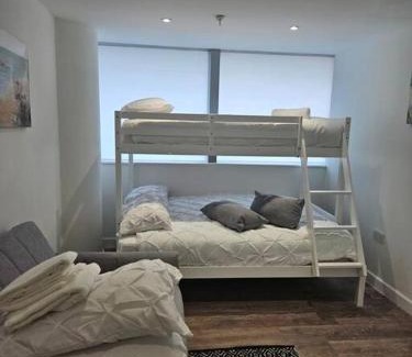 Fairfield Apartamento | Small Studio for Group of 5 in Delta Croydon DPF3
