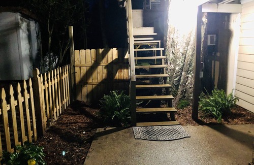 Jayess Apartamento | Small Treehouse out in the country