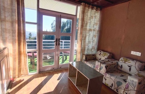 Shimla Cama Y Desayuno | Small Victories Mountain Stay