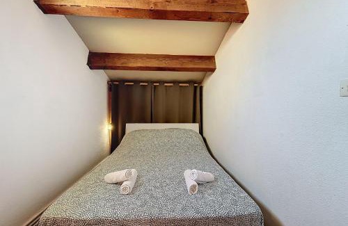 Saint-Pierre-la-Mer Casa | Small villa 40m with terrace near the beach