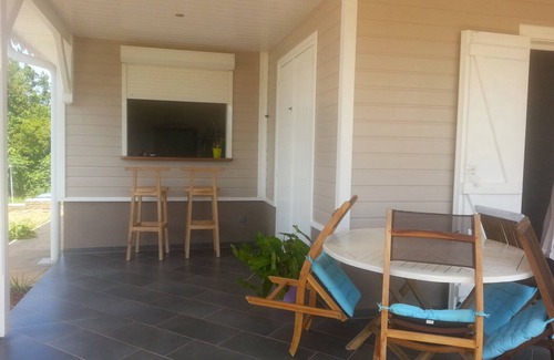 Ducos Villa | Pequeño chalet de alquiler de septiembre a noviembre.