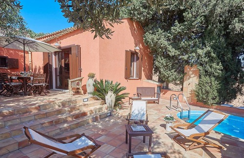 Buseto Palizzolo Villa | Pequeña villa con piscina cerca de Trapani