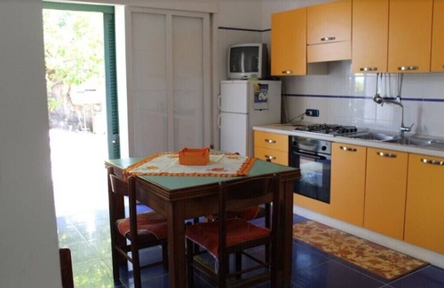 Palinuro Villa | Pequeña villa con jardín, plaza de aparcamiento, acceso privado al mar 4 + 2 camas