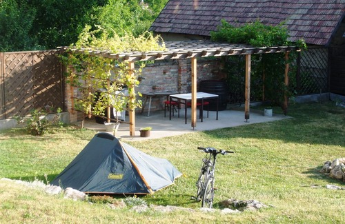 Dunaszentmiklos Apartamento | Pequeño pueblo, pequeña casa de huéspedes, vino y relax en Wineregion Neszmély 7682