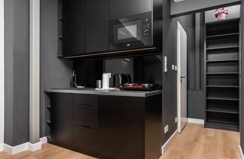 City Centre Hotel | Smart Apartments- Old Town Train Station