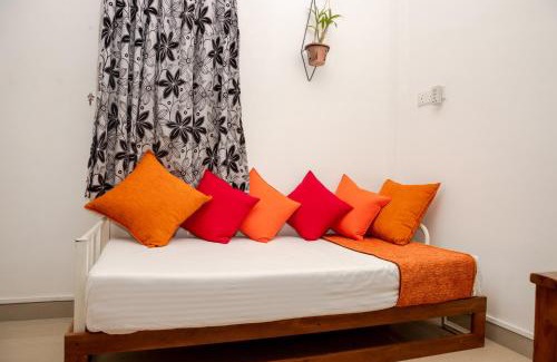 Kaduruduwa Hotel | Smart Grand Regency