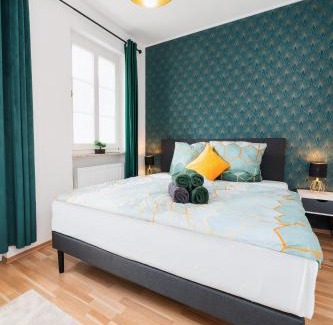 Barmen Apartamento | Smart Home - Wuppertal - Perfect for 6 Guests - Central - Netflix - Schwebebahn - Free Parking Zone