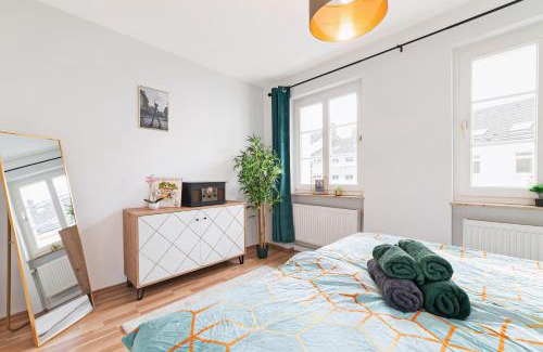 Barmen Apartamento | Smart Home - Wuppertal - Perfect for 6 Guests - Central - Netflix - Schwebebahn - Free Parking Zone
