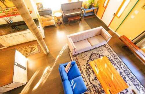 Elyria Swansea Villa | Smart House [HotTub/Pets/420]