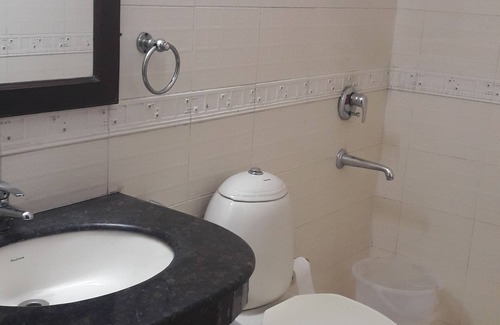 DLF City Casa | Smart Inn-1