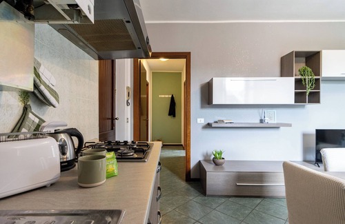 Castelletto Sopra Ticino Apartamento | [SMART FLAT] Apartment whit Private Garage, Wi-Fi, Netflix