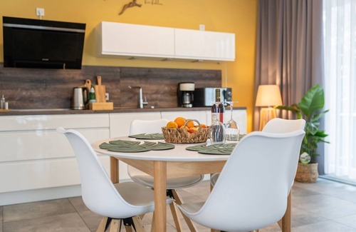 Bad Zwischenahn Apartamento | SmartFewo: Wonder of nature | terrace | sauna | park - Residence by the small sea