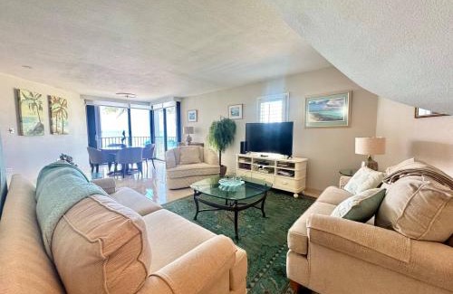 Seven Mile Beach Apartamento | Smb Condo At Cayman Reef Resort