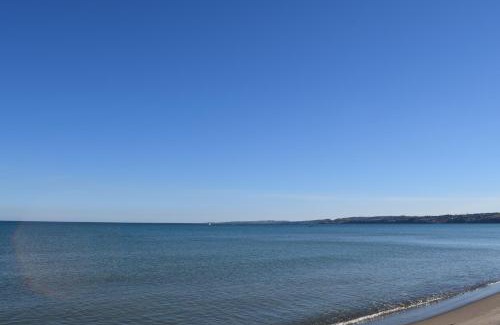 Agnone Bagni Apartamento | Smeralda House - A few meters from the beach