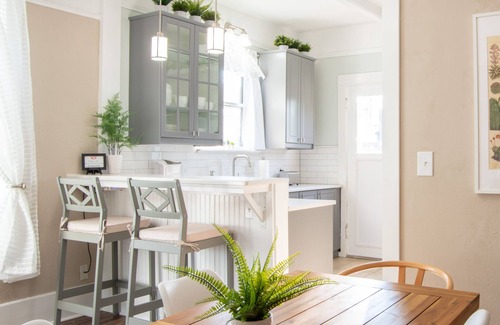 North End Casa | Smile more ツ at this 4 bed, 2 bath gem