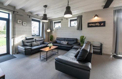 Heers Casa | Smishoeve "Huis van de Raaf"