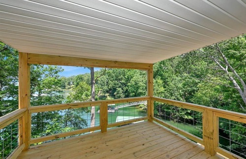 Crane Hill Cabina | SMITH LAKE CABIN