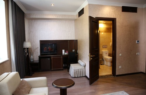 Baku Hotel | Smith's Boutique