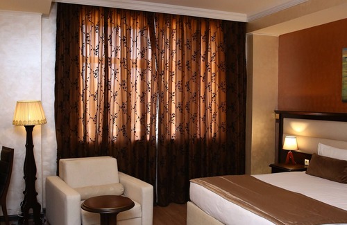 Baku Hotel | Smith's Boutique