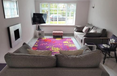 Rhyl Casa | Smitten House 4 Bedroom RHYL