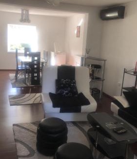 Canton 10 Casa | Smjestaj Glamoč