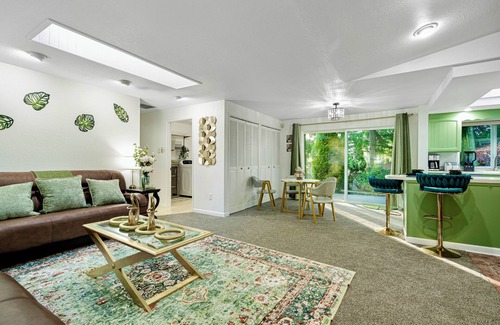 Sammamish Casa | SMM2: PINE VILLA