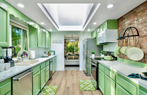 Sammamish Casa | SMM2: PINE VILLA